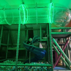 Jako Plyground-białka tatrzańska